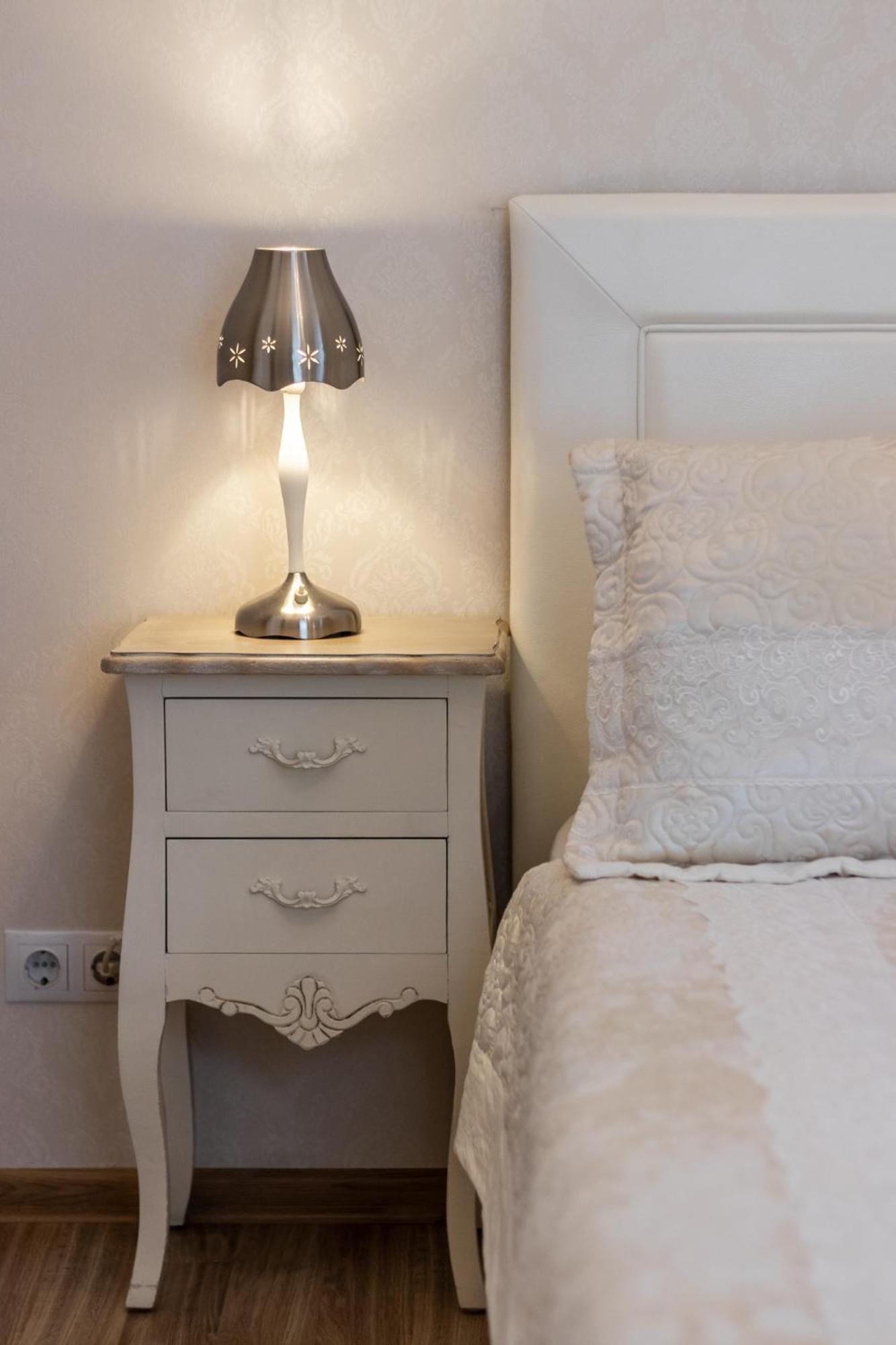 Elegant Apartment In Historical Centre & Free Locked Parking Рига Екстериор снимка
